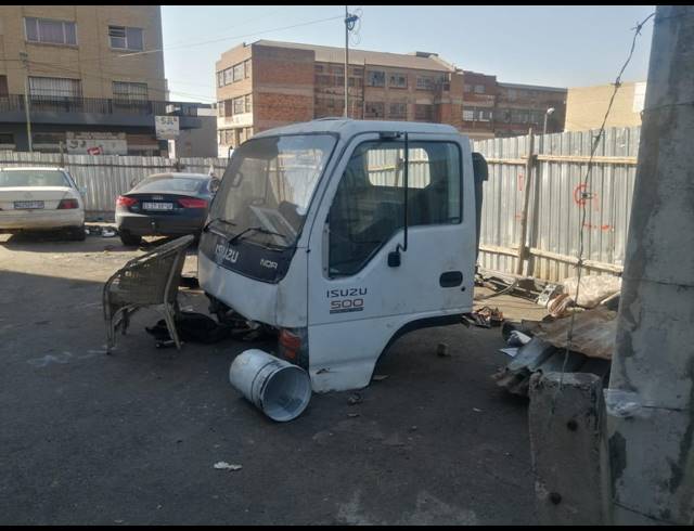300M² INDUSTRIAL YARD FOR SALE IN FORDSBURG